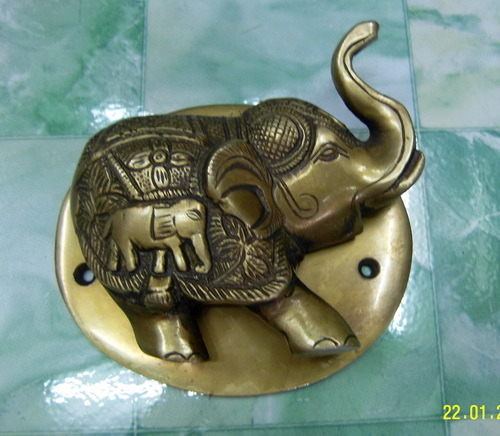 รูปภาพที่1 ของสินค้า : H042 ที่เคาะประตูรูปช้างงานทองเหลืองอินเดีย 