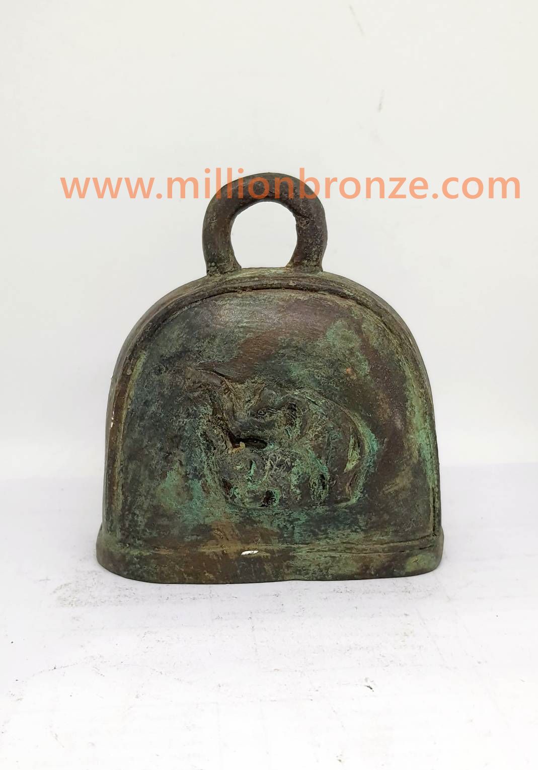 รูปภาพที่1 ของสินค้า : R034 ระฆังทองเหลืองทำสี ลายช้างแม่ลูก 