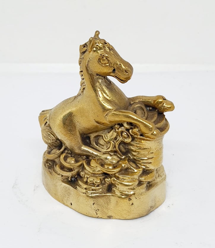 รูปภาพที่1 ของสินค้า : A075 ม้า(มะเมีย) 12 ราศี ทองเหลือง 